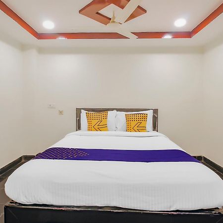 Spot On Hotel Grand Inn Варангал Экстерьер фото