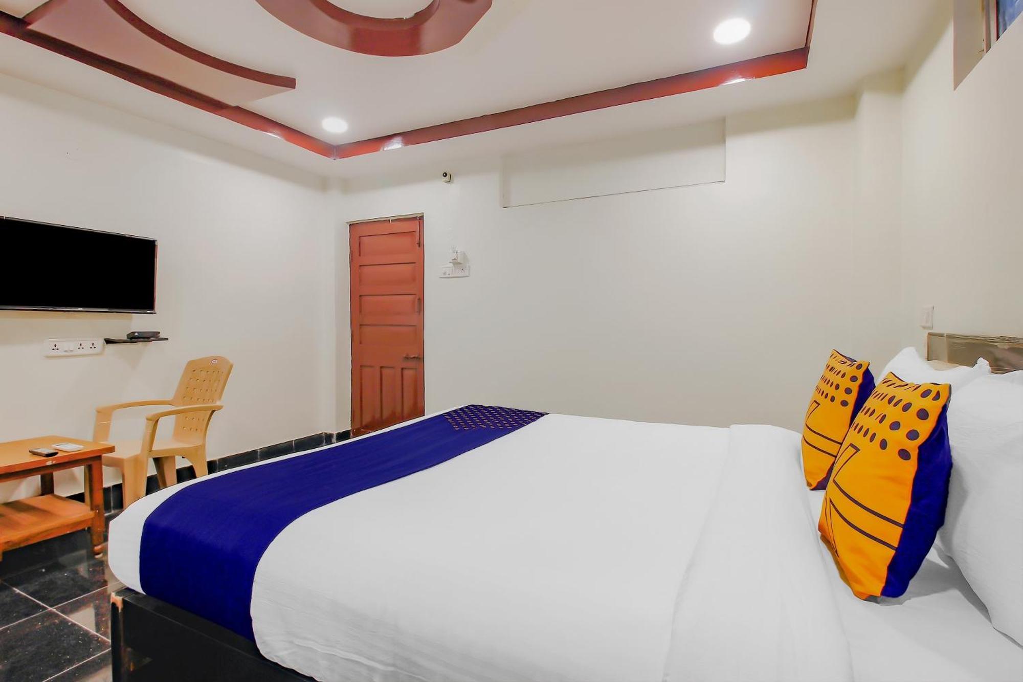 Spot On Hotel Grand Inn Варангал Экстерьер фото